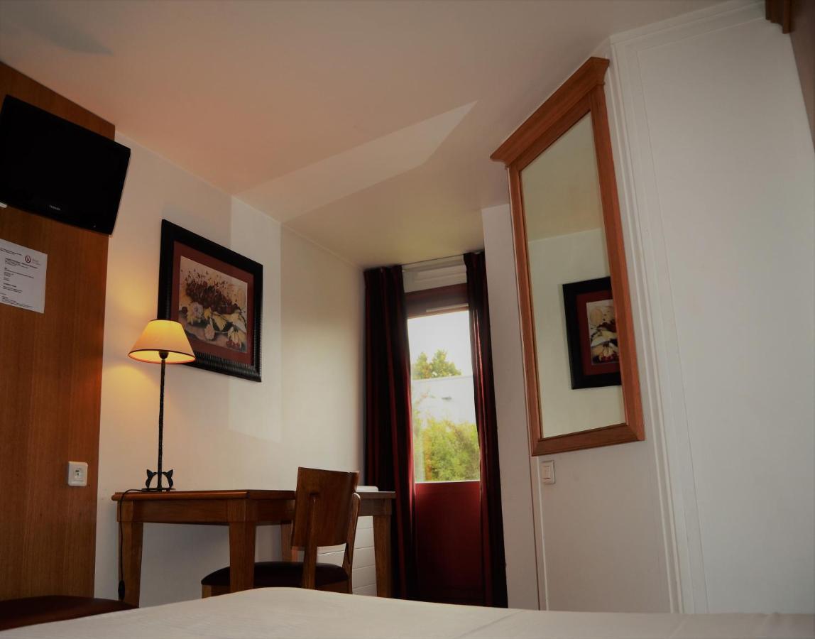 Hotel De France Creil Chantilly ภายนอก รูปภาพ