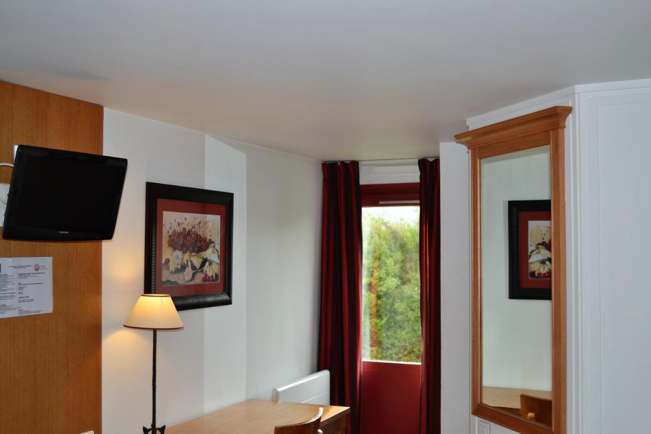 Hotel De France Creil Chantilly ภายนอก รูปภาพ