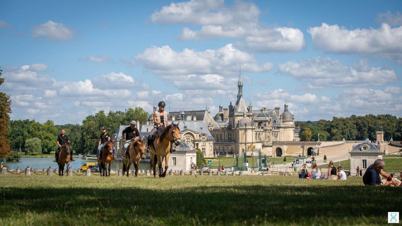 Hotel De France Creil Chantilly ภายนอก รูปภาพ