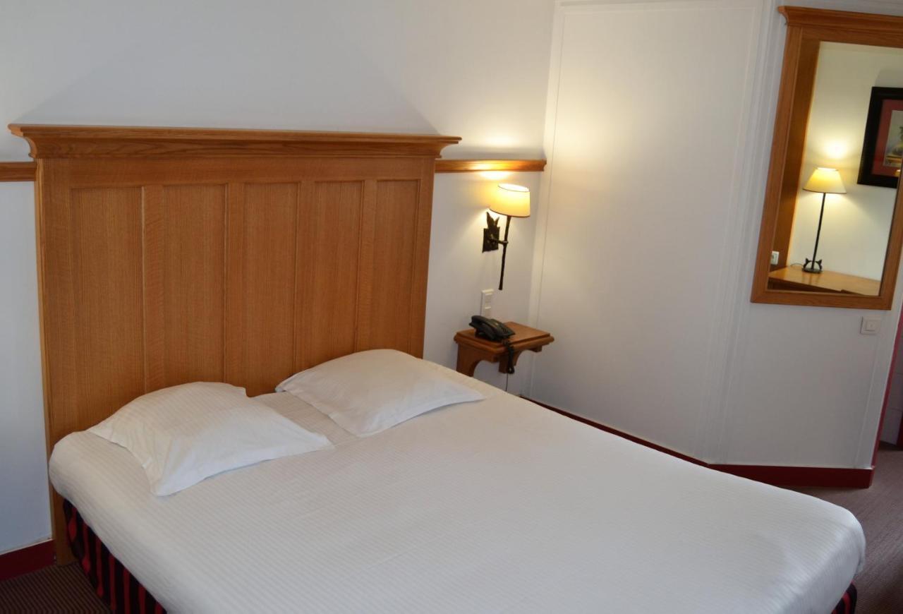 Hotel De France Creil Chantilly ภายนอก รูปภาพ